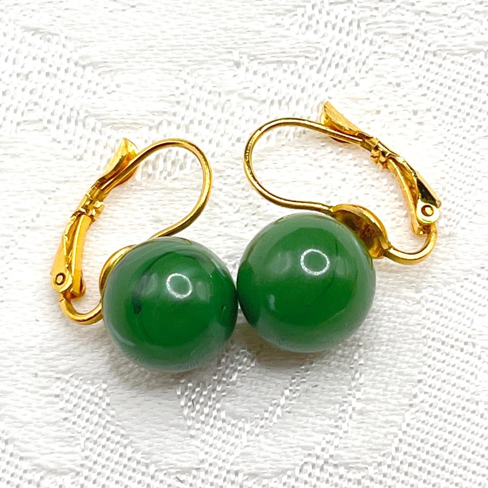 Vintage Joan Rivers Green Lucite Bead Interchangeable Pierced Leverback Earrings